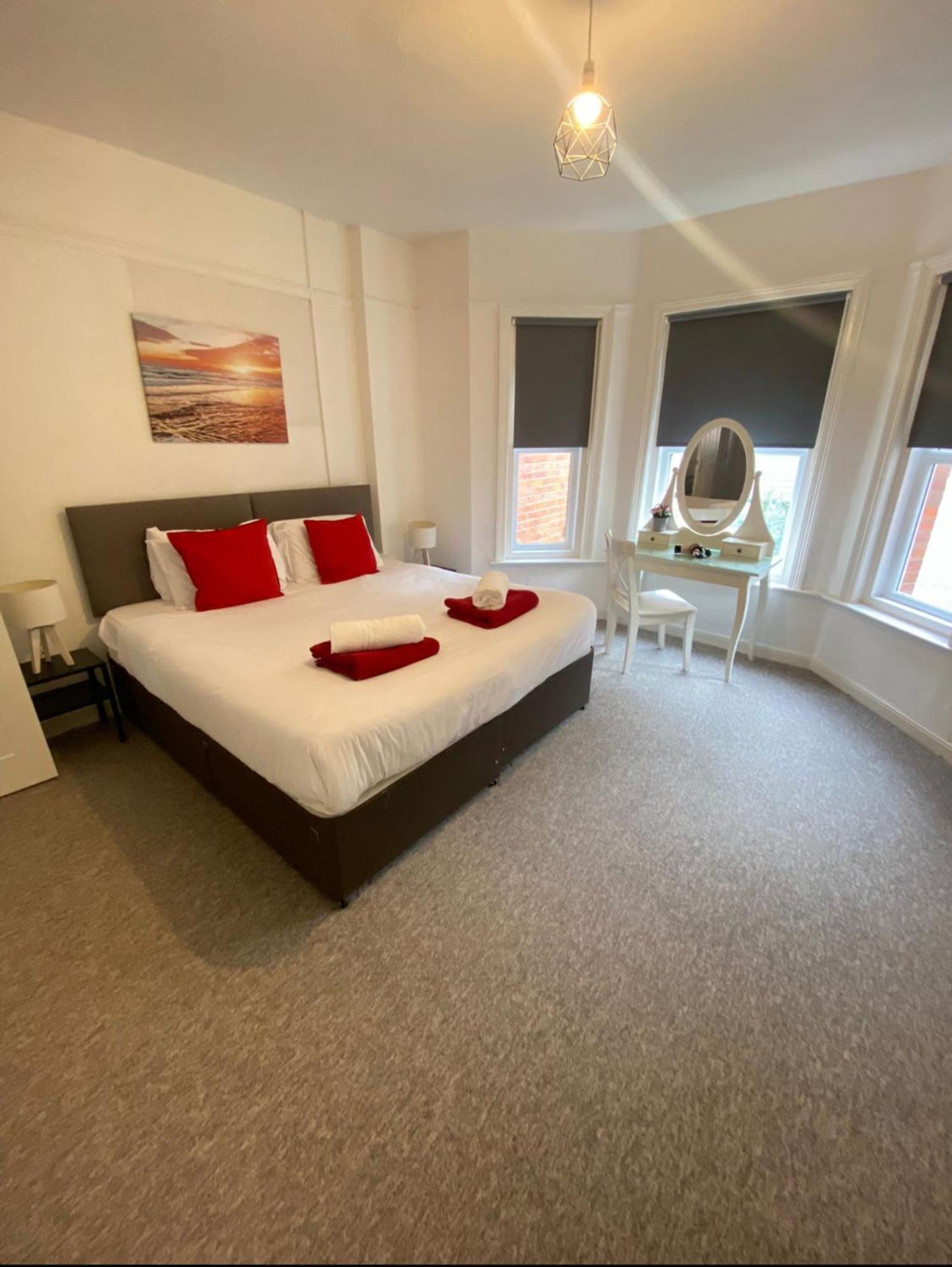Seaside Escape In Central Bournemouth Spacious Stylish & Inviting Urban Heights ภายนอก รูปภาพ